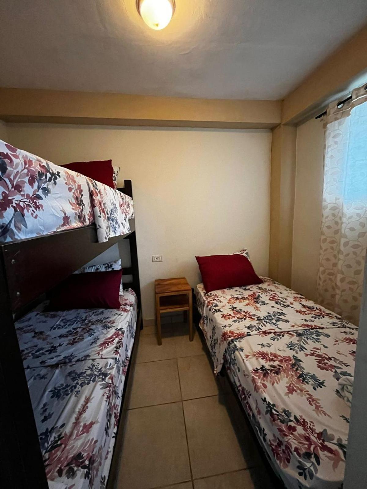 Hotel Y Restaurante Mama Ines Санта-Каталина Экстерьер фото