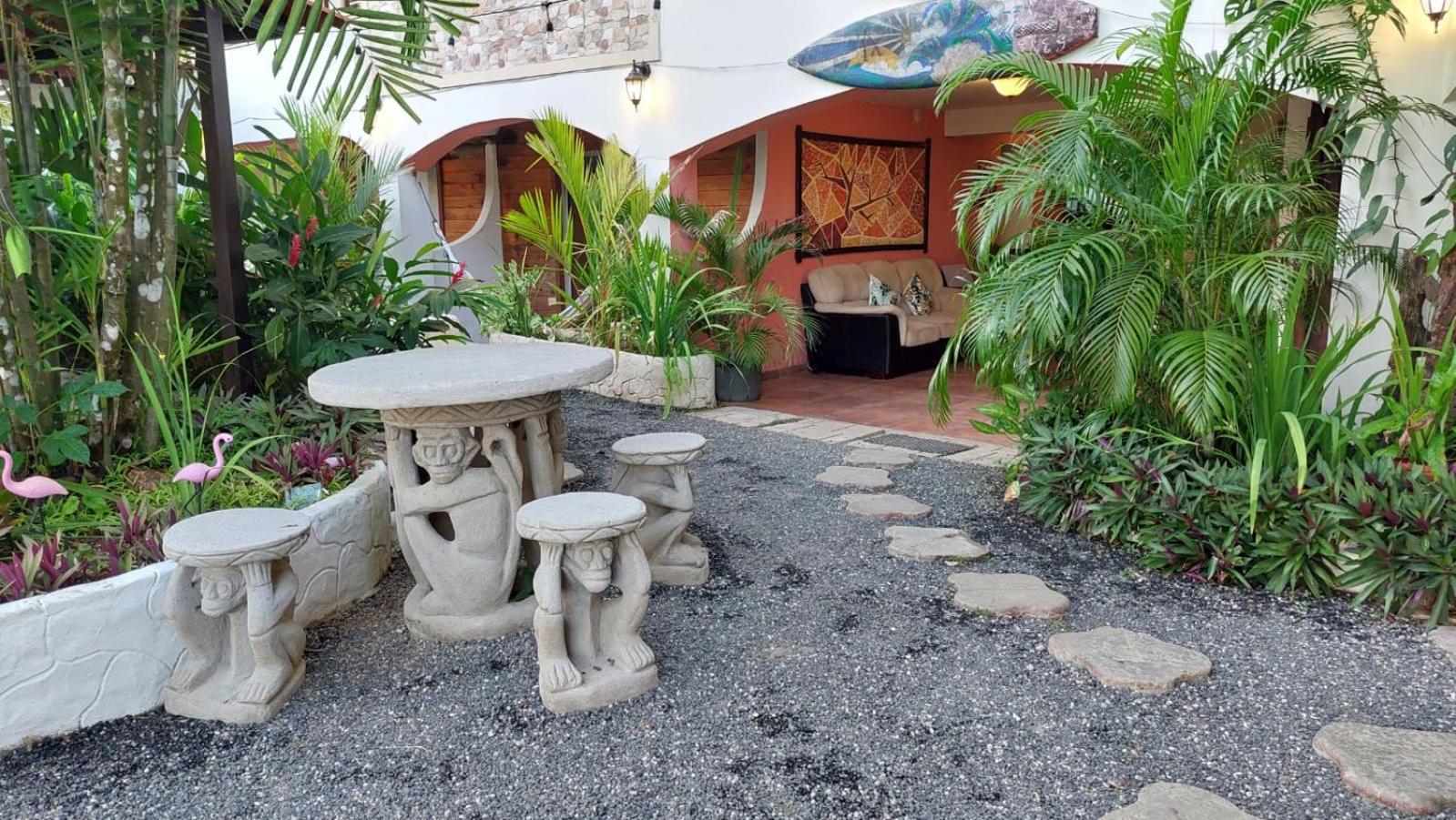Hotel Y Restaurante Mama Ines Санта-Каталина Экстерьер фото