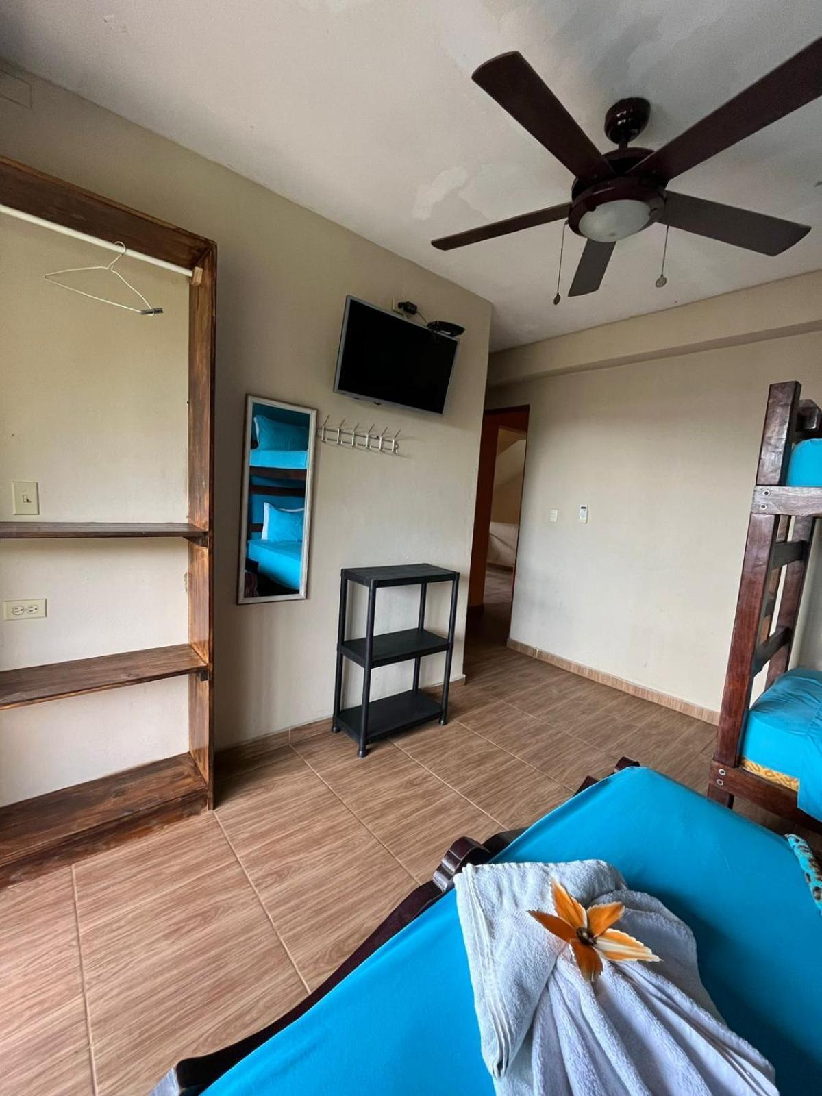 Hotel Y Restaurante Mama Ines Санта-Каталина Экстерьер фото