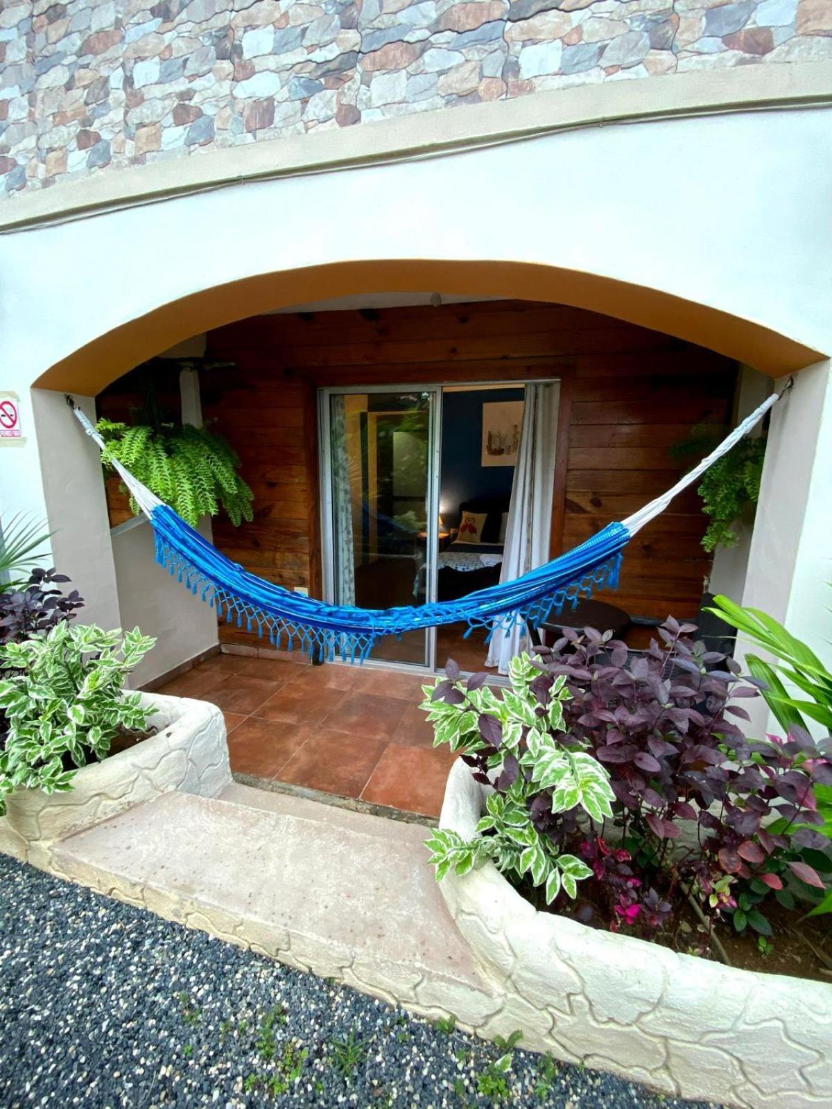 Hotel Y Restaurante Mama Ines Санта-Каталина Экстерьер фото
